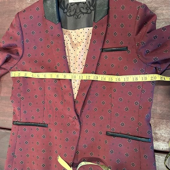 Women's Beatrice B. Italy Maroon Blazer, Size US 12, NWOT - Picture 5 of 11